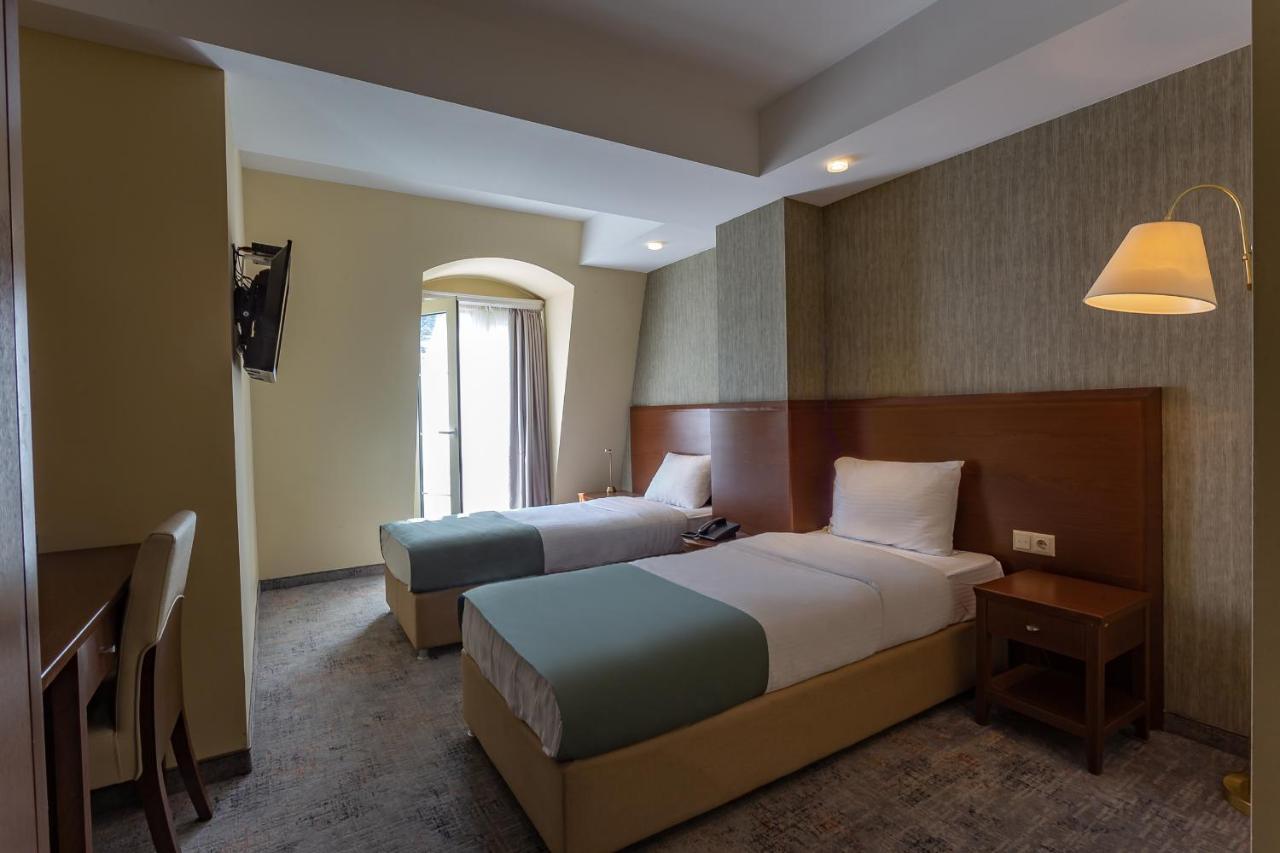 A5 Hotel Tbilisi Exterior photo