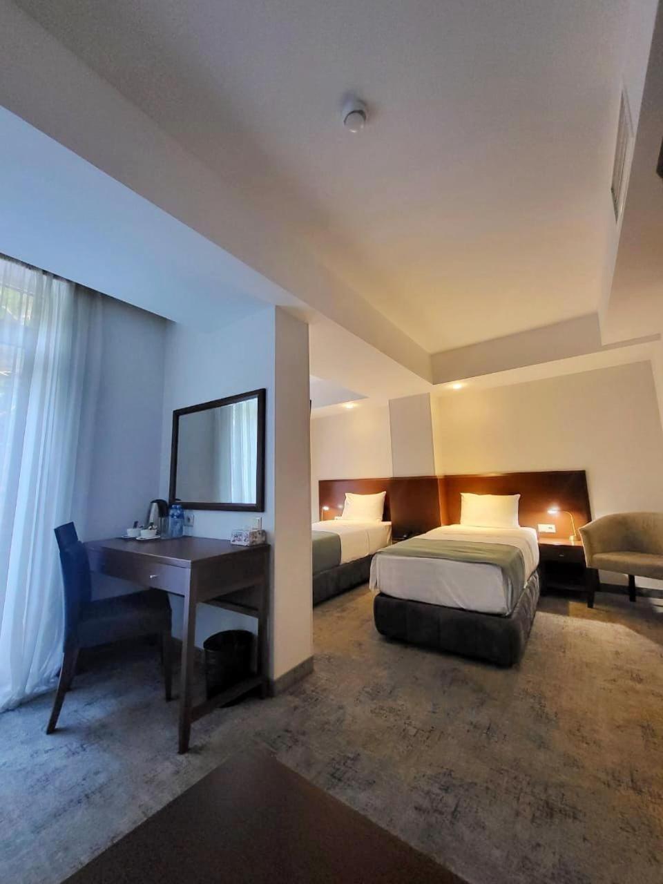 A5 Hotel Tbilisi Exterior photo